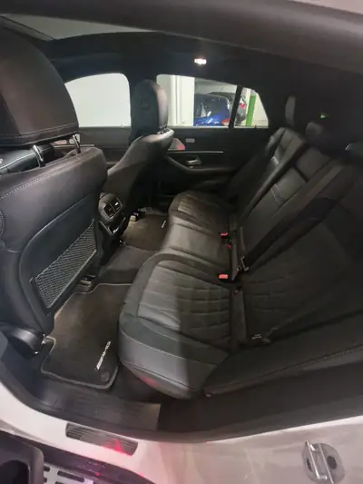 Mercedes-Benz GLE 53 AMG Coupé — Performance 435 ch, Hybride mild, Très basse kilométrage — Miniature 11