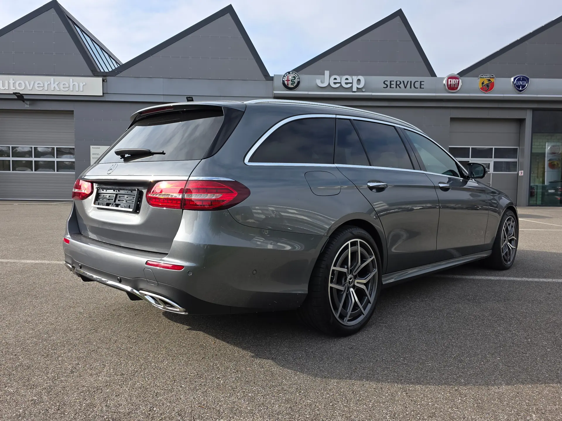 Mercedes-Benz Classe E 2022 occasion Reconvilier — 4