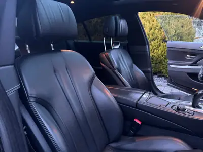 BMW 650i Gran Coupé xDrive 450PS — Coupé 4 portes de luxe, Son B&O et toit panoramique — tableau de bord