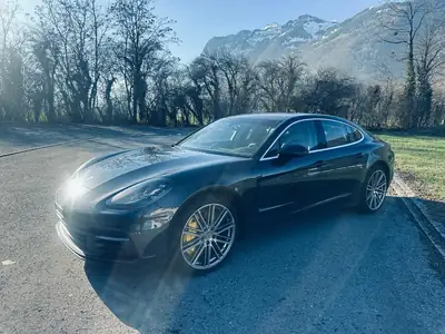 Porsche Panamera 4S Diesel PDK — Berline de prestige, 163'000 km, transmission intégrale — vista esterna
