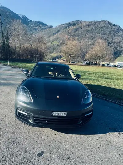 Porsche Panamera 4S Diesel PDK — Berline de prestige, 163'000 km, transmission intégrale — interni