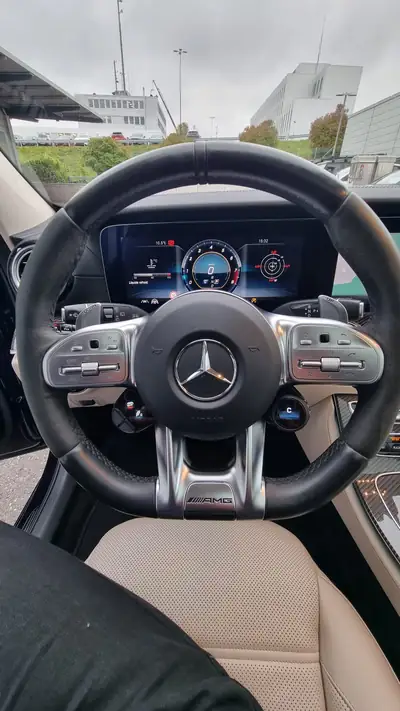 Mercedes-Benz E 63 AMG S 4Matic — Break haute performance, 612 ch, 147'000 km — Armaturenbrett