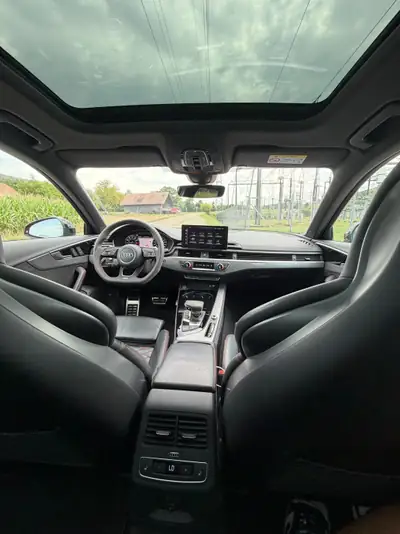 Audi RS4 Avant quattro — Break sportif 450 ch, faible kilométrage — Detail
