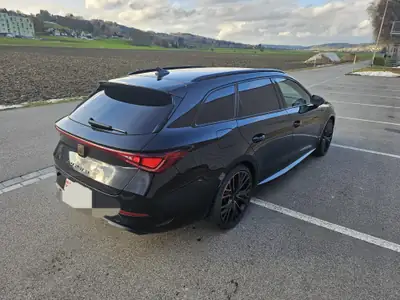 CUPRA Leon ST 1.4 e-HYBRID pHEV — Break hybride rechargeable, 64'000 km seulement — side view