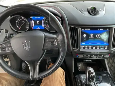 Maserati Levante S 3.0 V6 — SUV sportif 430 ch, blanc, 98 700 km seulement — Miniatur 8