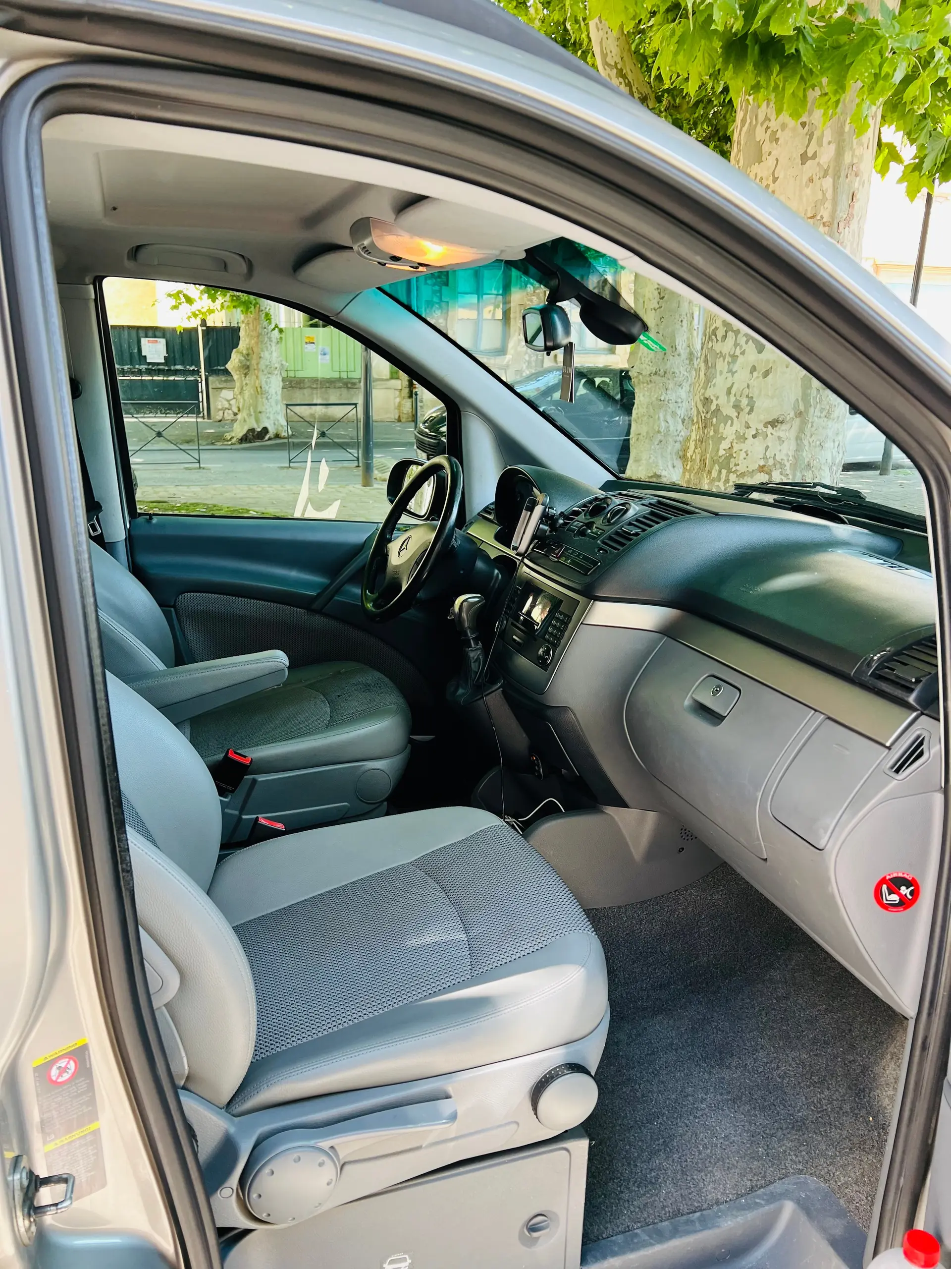 Mercedes-Benz Viano 2009 occasion Chemin — 5