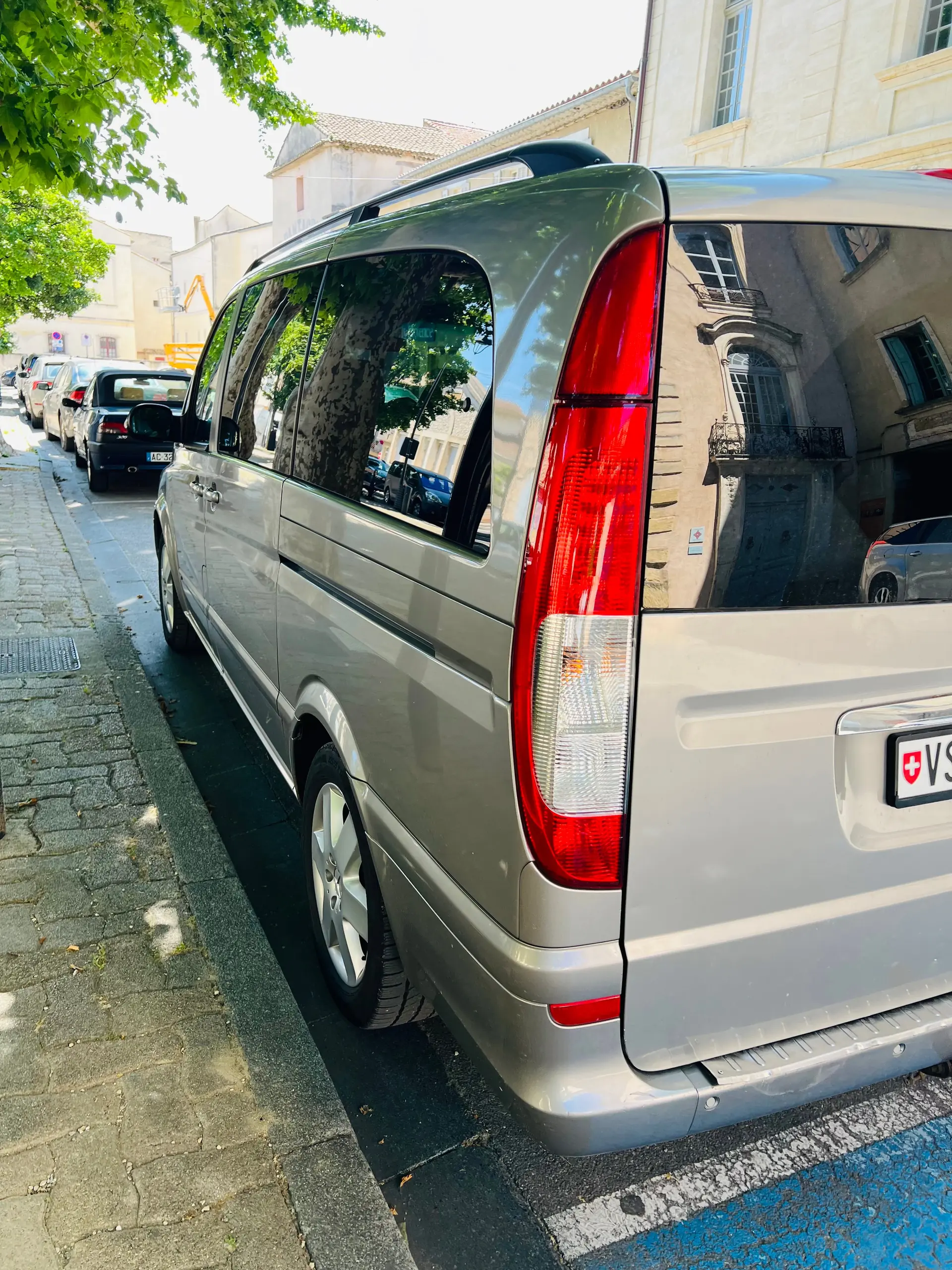 Mercedes-Benz Viano 2009 occasion Chemin — 4
