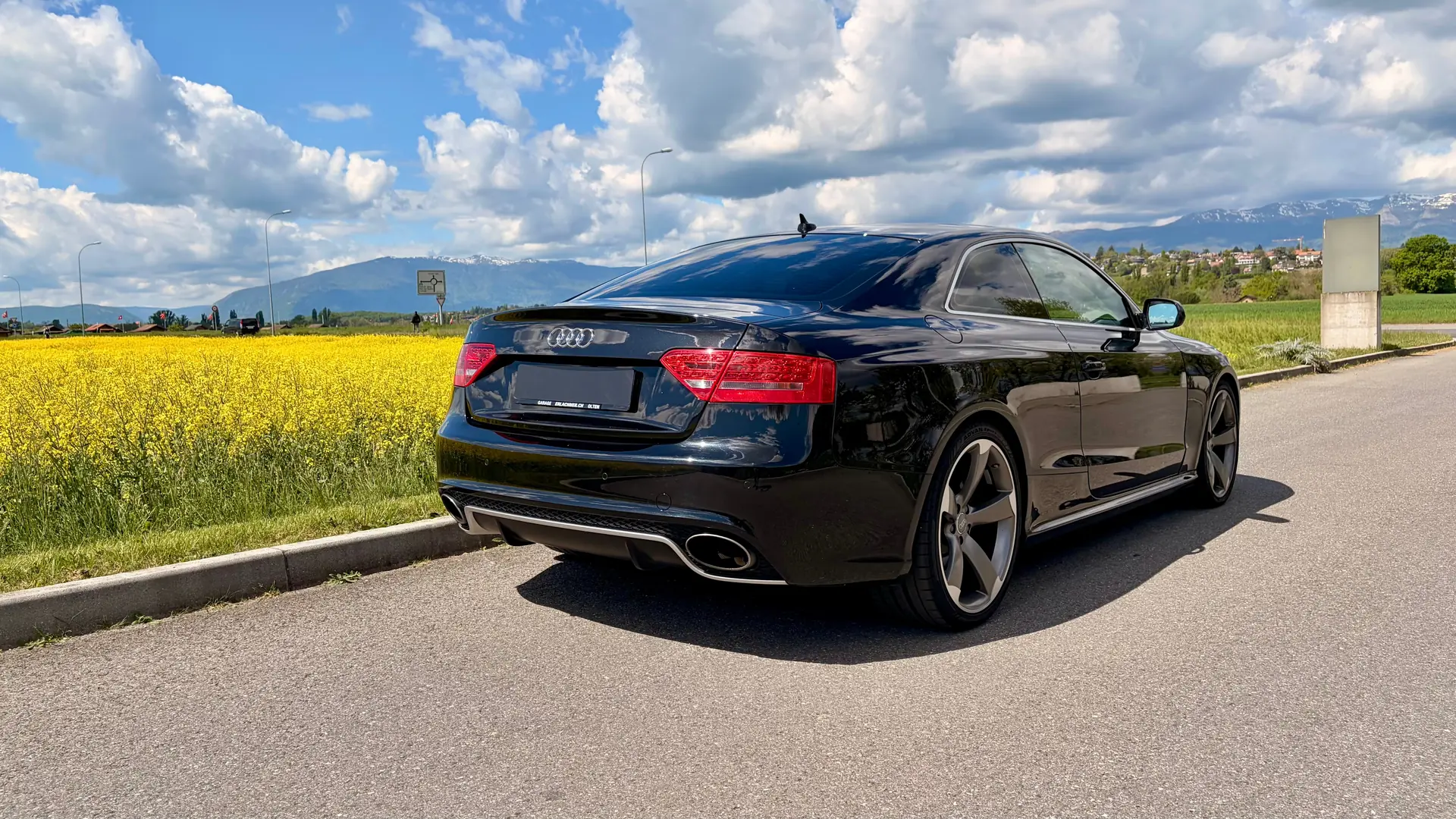 Audi RS5 Coupé 4.2 FSI — 450 ch, Design noir intégral, Quattro all-road