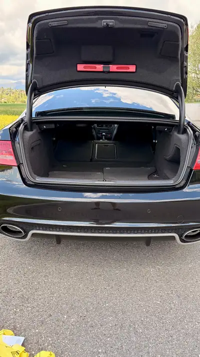 Audi RS5 Coupé 4.2 FSI — 450 ch, Design noir intégral, Quattro all-road — Thumbnail 7