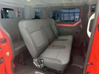 Nissan Primastar DCT 170 — Utilitaire premium 9 places, moteur diesel performant — Miniatur 8