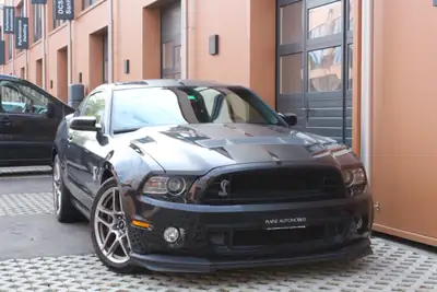 Ford Mustang Shelby GT500 — 660 ch, Recaro, état neuf et première main — côté