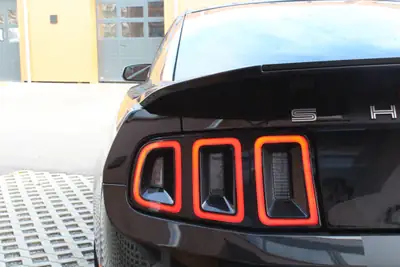 Ford Mustang Shelby GT500 — 660 ch, Recaro, état neuf et première main — Miniature 9