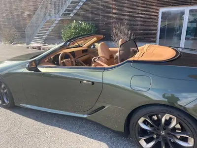 Lexus LC 500 Cabriolet V8 — Grand tourisme décapotable, 463 ch, faible kilométrage — dettaglio