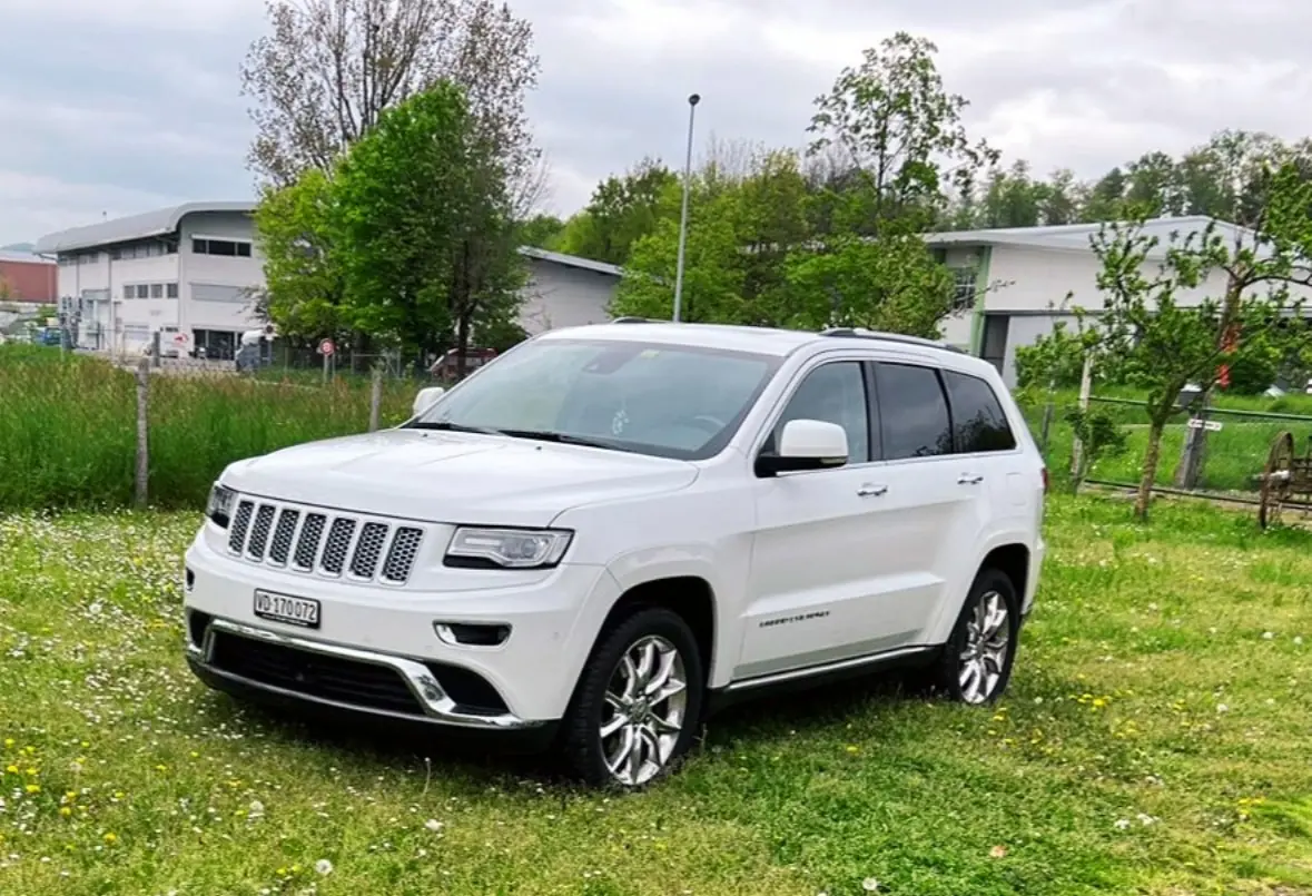 Jeep Grand Cherokee 3.0 CRD Summit — SUV premium diesel, 128 000 km, sans sinistre