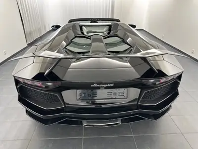 Lamborghini Aventador LP700-4 Roadster — Supercabriolet légendaire, 27'500 km seulement — Thumbnail 14