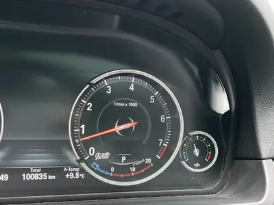 BMW 535i xDrive Steptronic — Berline de prestige, moteur 306 ch, transmission intégrale — Miniatur 9