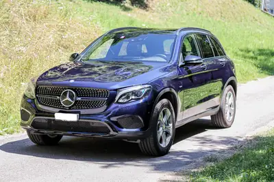 Mercedes GLC 350e 4MATIC Executive — Hybride rechargeable performant, 145 000 km — vue extérieure
