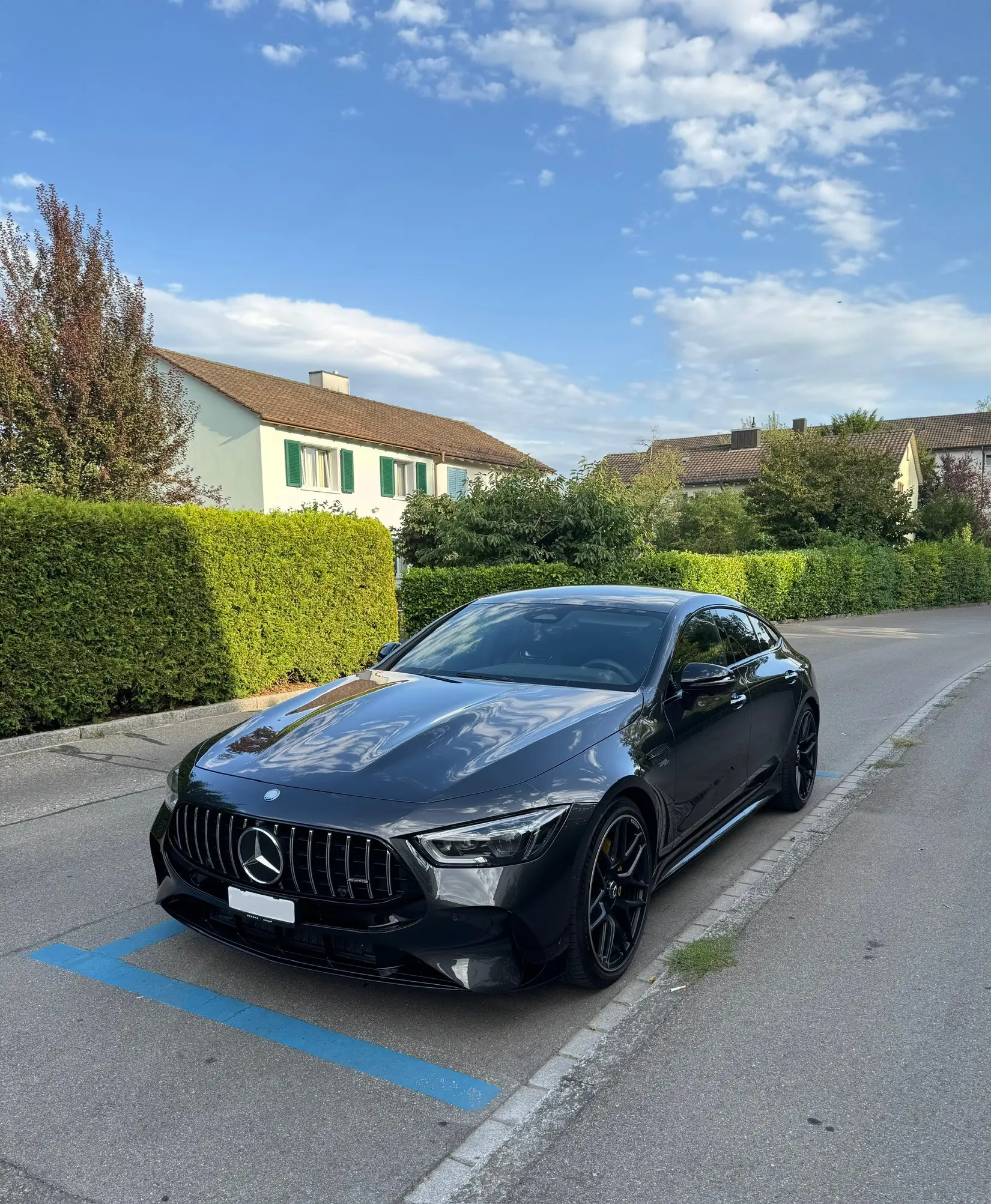 Mercedes-AMG GT 43 4Matic+ — Coupé sportif Facelift 2024, 390 ch et 22 000 km — vue extérieure
