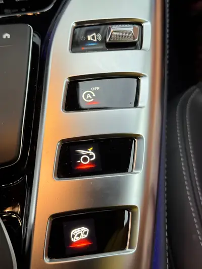 Mercedes-AMG GT 43 4Matic+ — Coupé sportif Facelift 2024, 390 ch et 22 000 km — Miniature 12