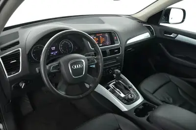 Audi Q5 3.0 TDI quattro — SUV premium diesel, 81'000 km, freins neufs — dettaglio