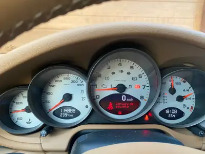 Porsche 911 Carrera 4S PDK — Coupé sportif 385 ch, traction intégrale, faible kilométrage — cruscotto