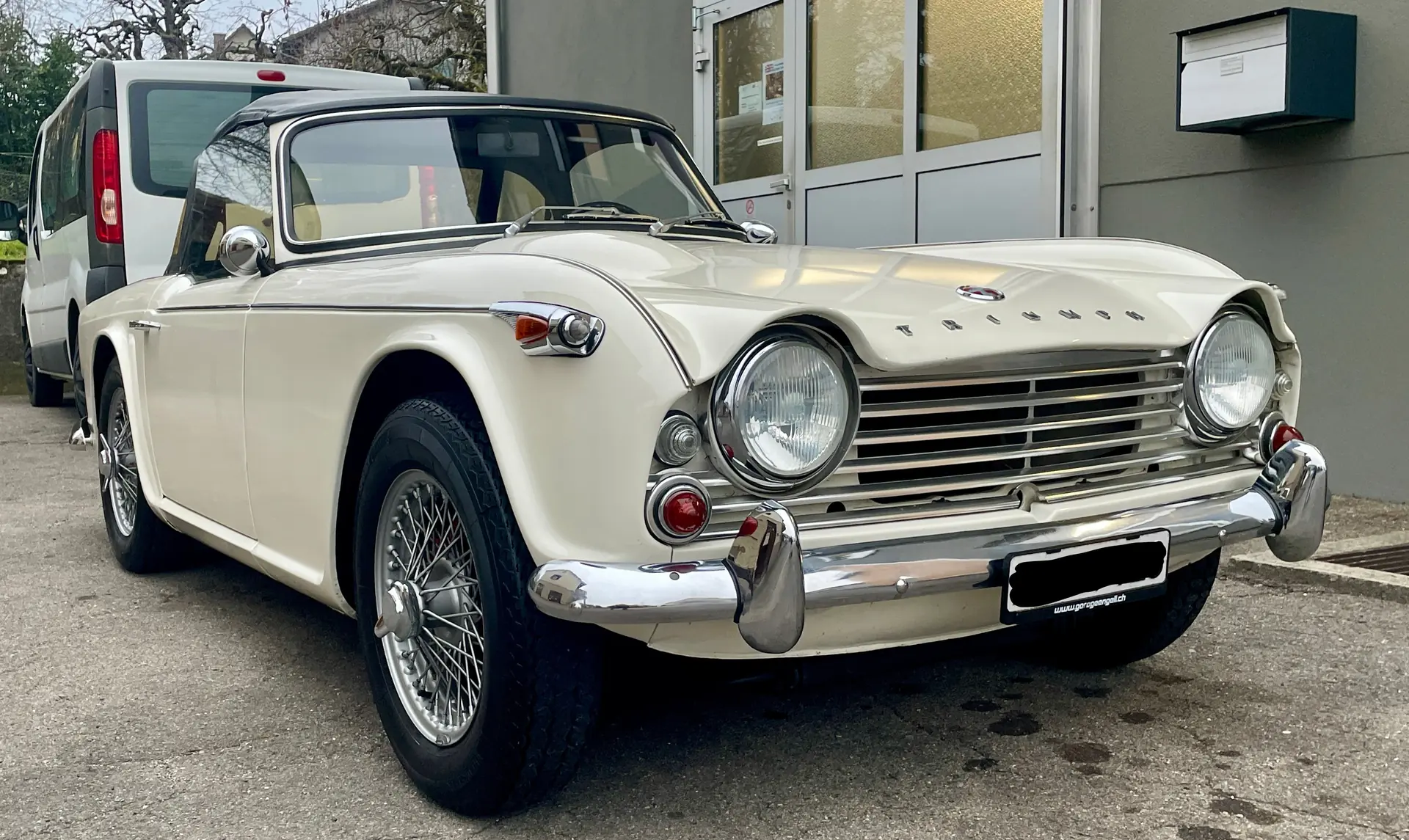 Triumph Tr4a 1966 occasion Fribourg — 1