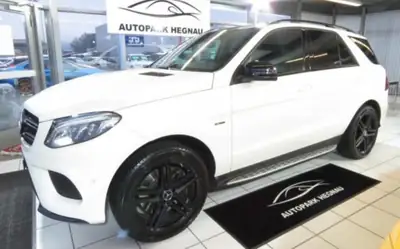 Mercedes-Benz GLE 450 AMG 4Matic — SUV premium 367 ch, design intemporel — vista esterna