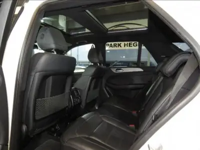 Mercedes-Benz GLE 450 AMG 4Matic — SUV premium 367 ch, design intemporel — Miniatura 9