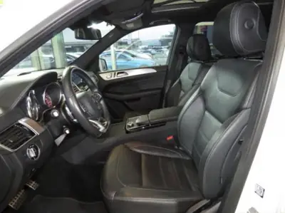 Mercedes-Benz GLE 450 AMG 4Matic — SUV premium 367 ch, design intemporel — Miniatura 8