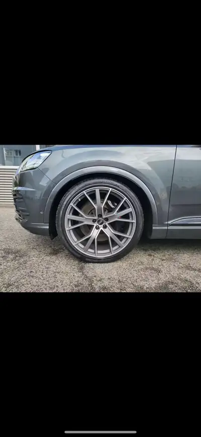 Audi SQ7 — SUV 7 places haute performance, 435 ch diesel, kilométrage modéré — Miniatura 7
