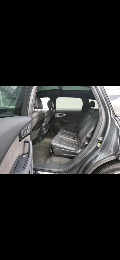 Audi SQ7 — SUV 7 places haute performance, 435 ch diesel, kilométrage modéré — Miniatura 12