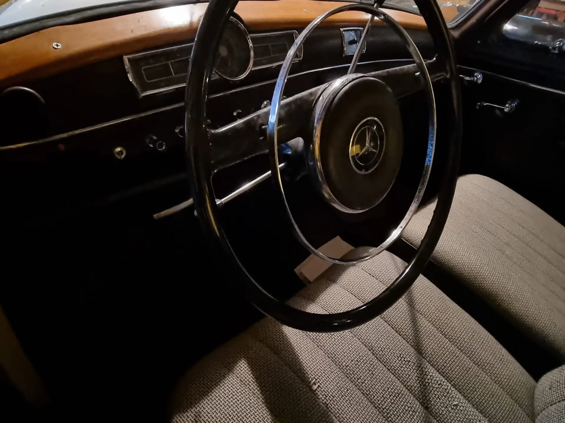 Mercedes-Benz 190 1959 occasion Zürich — 5