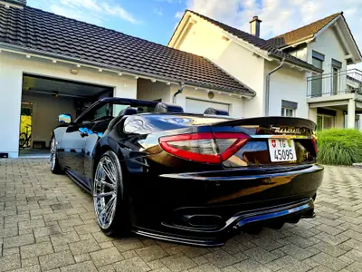 Maserati GranCabrio MC Sport — Cabriolet 450 ch, son exclusif, 31'000 km — side view