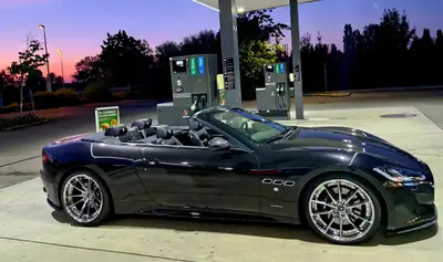 Maserati GranCabrio MC Sport — Cabriolet 450 ch, son exclusif, 31'000 km — dashboard