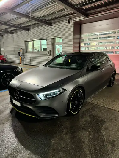 Mercedes-Benz Classe A 220 AMG 4Matic — Berline dynamique, intégrale performante — Miniatura 9