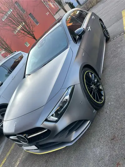 Mercedes-Benz Classe A 220 AMG 4Matic — Berline dynamique, intégrale performante — Miniatura 12