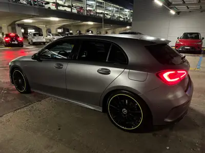 Mercedes-Benz Classe A 220 AMG 4Matic — Berline dynamique, intégrale performante — Miniatura 11
