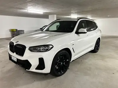 BMW X3 xDrive 30e M Sport Edition — Hybride rechargeable, 51'000 km, état impeccable — vista esterna