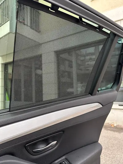 BMW 535d Touring M Sport xDrive — Diesel performant, toit panoramique, équipement premium — Miniature 16