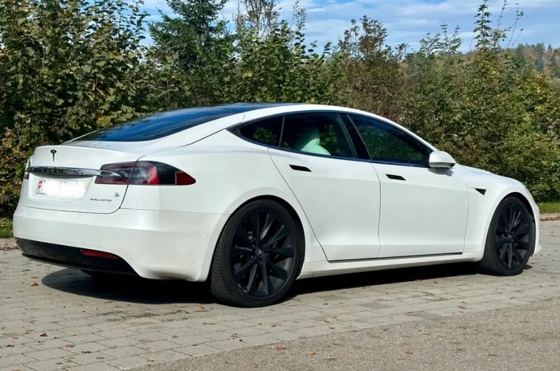 Tesla Model S 2020 occasion Niederbipp — 1