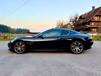 Maserati GranTurismo Sport Cambiocorsa 2013 — Coupé sport d'exception, 35 900 km seulement — Miniatur 7