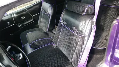 Ford Gran Torino 1973 — Muscle car légendaire, violet métallisé, 29 000 km — Miniature 9