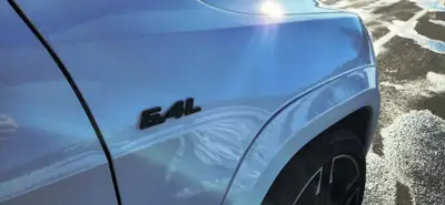 Jeep Grand Cherokee 6.4 V8 HEMI SRT8 — Puissance brute et polyvalence americana — Miniature 14