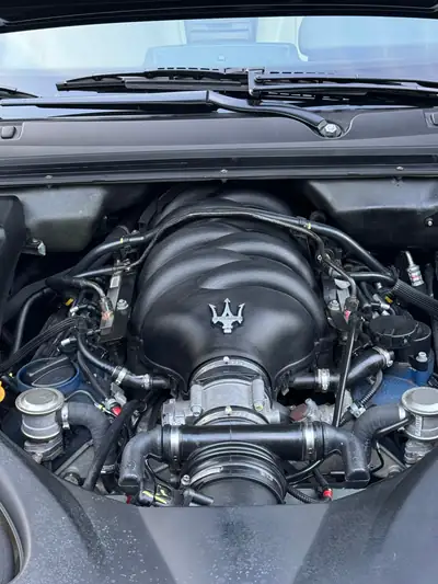 Maserati Quattroporte 4.2 V8 — Berline de luxe sportive, 158 000 km — dashboard