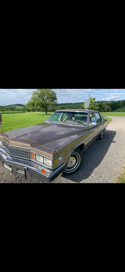 Cadillac DeVille Limousine 1978 — Véhicule de collection, état impeccable — vista esterna