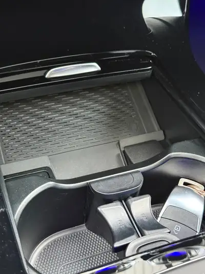 Mercedes-Benz A 250 AMG Line 4MATIC — Compacte sportive, 224 ch et traction intégrale — Miniatura 20