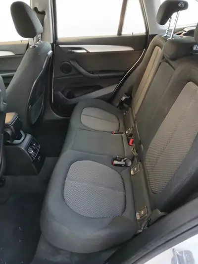 BMW X1 xDrive 18d Steptronic — SUV compact diesel, 44'000 km, sans sinistre — Miniature 8