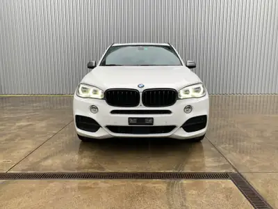BMW X5 xDrive M50d — SUV premium diesel, 381 ch et équipement complet — intérieur