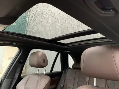 BMW X5 xDrive M50d — SUV premium diesel, 381 ch et équipement complet — Miniature 11