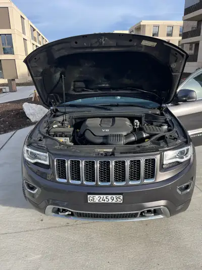 Jeep Grand Cherokee 3.6 V6 Overland — SUV 7 places robuste, sans accident — Armaturenbrett